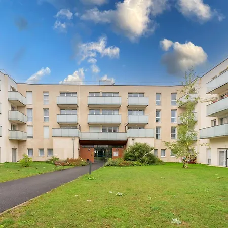 Zenitude Hotel-residences - Les Capucins 公寓式酒店 3*