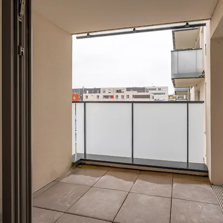 Zenitude Hotel-residences - Les Capucins 公寓式酒店 3*
